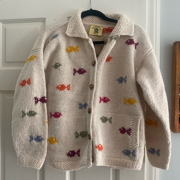 Pachamama fish sweater - Picture 1 of 5